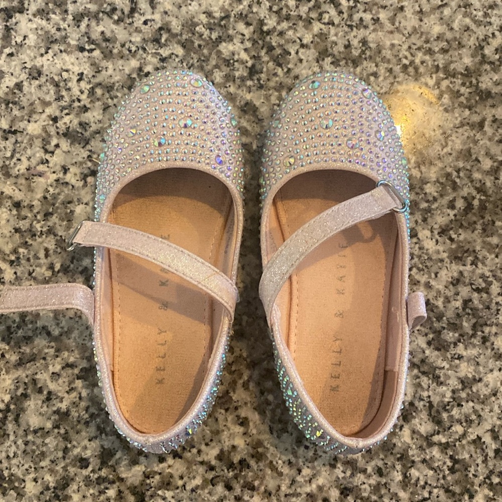 Kelly & Katie toddler shoes barely worn